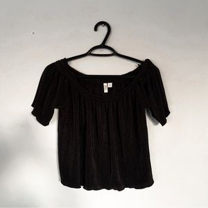 Razzle Dazzle • Off The Shoulder Cropped Top